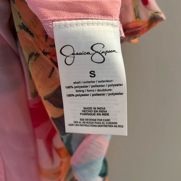 NWT: Jessica Simpson Floral Top - Picture 3 of 5
